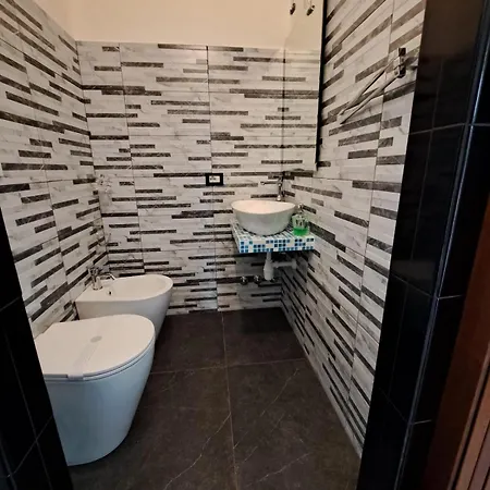 Apartmán 01 Monolocale Ristrutturato A Nuovo Milán