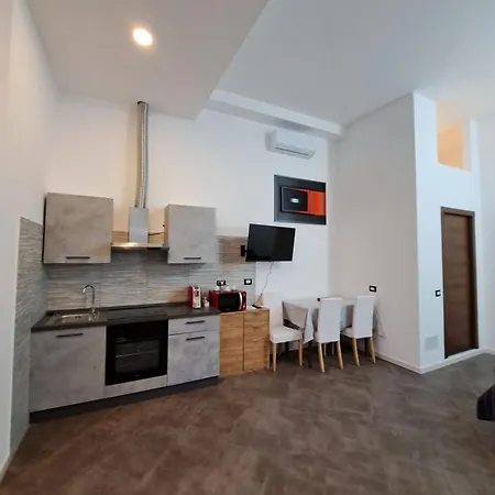 01 Monolocale Ristrutturato A Nuovo Apartmán Milán